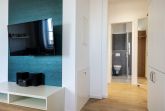 Wohnbereich mit Flatscreen-TV
