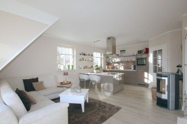 Neue Reihe - Zentral, aber ruhig gelegene Ferienwohnung in Strandnähe!