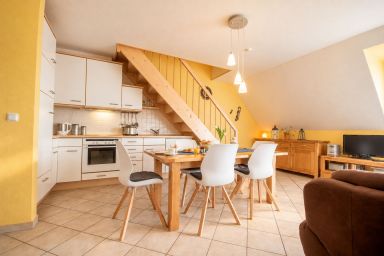 Hamburger Straße 7 - HS 07 OG - Strandnahe Ferienwohnung mit 2 Schlafzimmern und Balkon