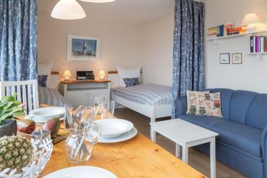 Andreas-Dirks-Straße 1 - 1-Zimmerappartement mit sehr gutem Preis -/ Leistungsverh., zentr. gelegen, 5.OG