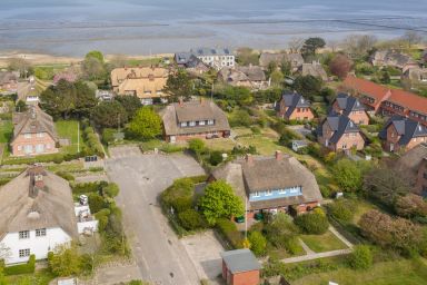 Rößler - Rößler - reetgedecktes Objekt in ruhiger Lage unmittelbar am Wattenmeer