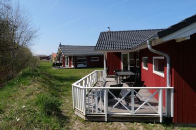 Holiday Vital Resort - Ferienhaus 98 in Großenbrode: 90m² Sauna, Kaminofen & Strand nah (800 m)