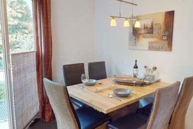Gilde-Residenz - Helles, geräumiges Ferienapartment für max. 4 Personen mit Terrasse