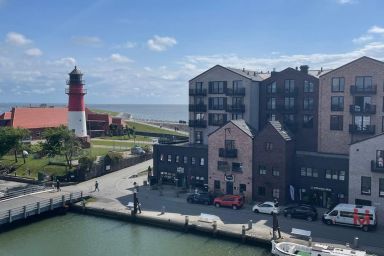 Haus Sturmkieker - Ankommen. Aufatmen. Ausblick genießen – Ihr Penthousetraum am Büsumer Hafen