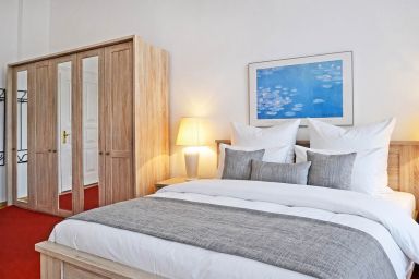 Villa Regina - Charmante Ferienwohnung in Heringsdorf für 2 – nur 200 m zum Strand!