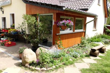 Charmante Ferienwohnung in Krienke mit Garten, Grill und Terrasse