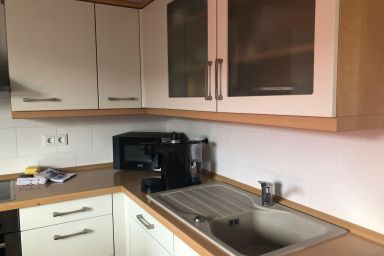 Freistehendes Ferienhaus mit Garten - Freistehendes Ferienhaus mit Garten .1