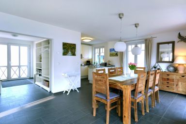 Komfort Ferienhaus mit Sauna und Kamin, auf großem Waldgrundstück, in absoluter - Komfort Ferienhaus mit Sauna und Kamin, auf großem Waldgrundstück, in absoluter .1