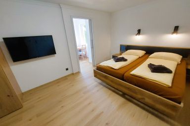 mit eigenem Parkplatz - mit eigenem Parkplatz .1