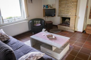 Ferienwohnungen Heinrich - Fewo West W1 , Dusche, WC, 2 Schlafräume