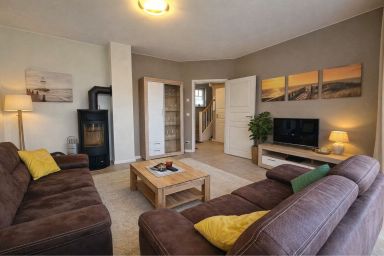 E8 Reetdach Ferienhaus Ostseebad Rerik - E8: 4-Raum-Reetdachhaus Strandvogel mit Sauna und Kamin