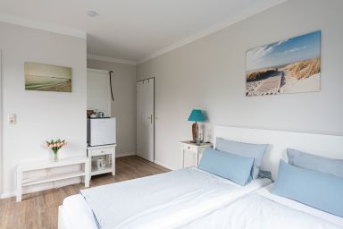 Hus Seeblick - Doppelzimmer mit Gartenblick - Zi 4