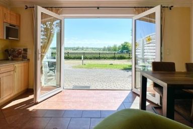 Ostseewelle · Terrasse · Doppelhaus · 1,1 km zum Strand - Doppelhaushälfte