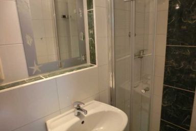 Appartements und Ferienwohnungen in Baabe - Kleine Fewo