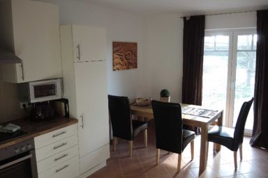 Usedom Suites Zinnowitz 39 Suiten Franz und Sissy - Suite Franz mit Terrasse (FR)