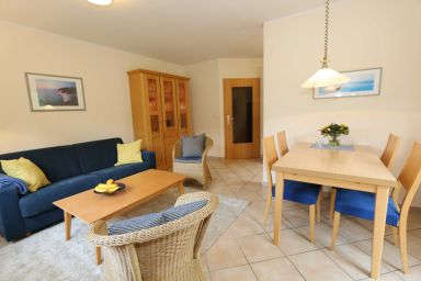 CSP: Dünenhaus Göhren Ferienwohnungen in ruhiger Lage - Dünenhaus Göhren Whg. 02 mit 2 Terrassen Süd/West