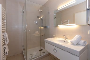 FeWo Am Strand / Strandvilla Belvedere (Ostseeallee) - FW 29, Ferienwohnungen am Strand - max. 4 Personen