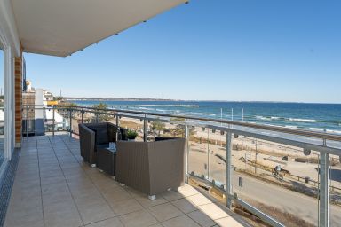 Montemare Baltic Lounge