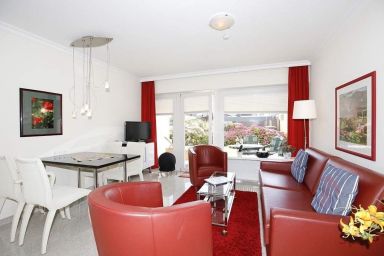 Bismarckstraße 5a, App 3