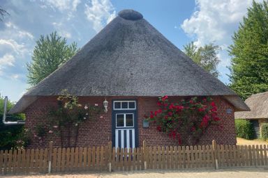 Kätchens Glück - Reetdach-Ferienhaus "Kätchens Glück" in Schuby