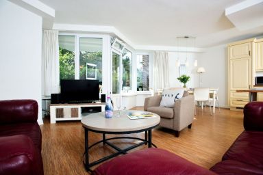 Haus Kamperhof Syltresidenz App. 1 - Großzügige Ferienwohnung für 4 Personen mit Terrasse, zentral gelegen.
