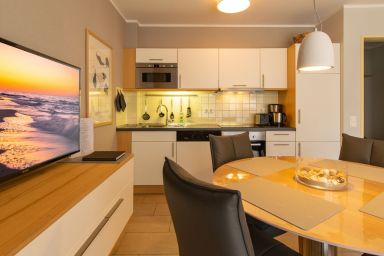 Inselstrand - 3-Zimmer Familienapartment mit geschütztem Balkon  - nur 100 m zum Ostseestrand
