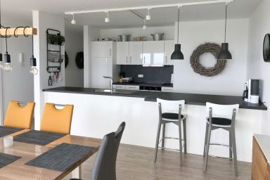 NordseeResort Friesland - Tolles Penthouse mit 20 qm Dachterrasse, Nordseeblick, zwei Bädern & Sauna! NordseeResort Friesland - Tolles Penthouse mit 20 qm Dachterrasse, Nordseeblick, zwei Bädern & Sauna!