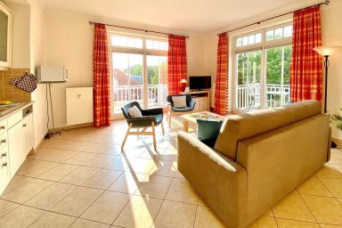 Dünenschloss - Ferienwohnung an der Ostsee mit 2 Balkonen, inkl. Saunabereich & Pool im Haus!