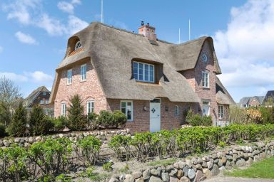 marYsol - Erleben Sie Ihren Urlaub im typischen Sylt-Stil unter Reet.