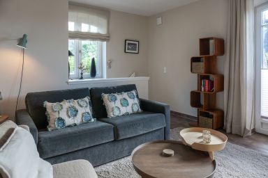Landhaus Berthin-Bleeg, App. 4 Buhne 4 - Top Lage. Luxuriöse Ausstattung. Wellness im Hause.