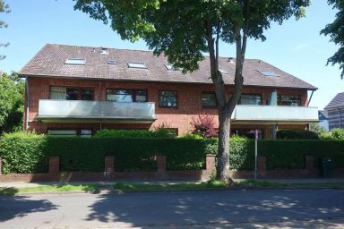 Edith, Whg. 3 - Ferienwohnung Edith, Whg. 3 mit Balkon und Parkplatz in Wyk auf Föhr