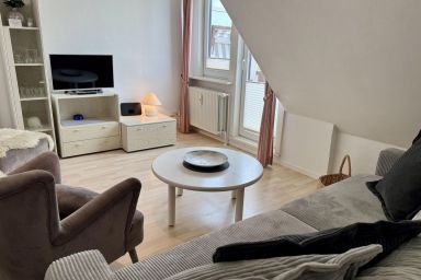 SyltRuhe - 2-Zimmer Whg. für 4 Personen mit Balkon, Stellplatz, WLAN. Haustier erlaubt.