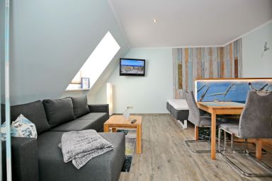 Strandstraße 43 - 1-Zimmer-Dachgeschosswohnung, 35m² für 2 Personen, strandnah