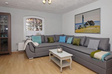 Ferienhaus Hinter-Bollhagen - Ferienhaus „Hinter-Bollhagen“ in Wittenbeck für bis zu 4 Personen – Ruhige Lage, Terrasse und Nähe zum Naturstrand