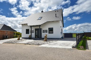 Exklusives Ferienhaus in Dreschvitz mit Terrasse und Garten