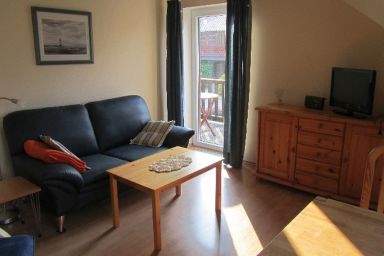 Ferienwohnung Tenge - Ferienwohnung OG links, 54qm, max. 2 Erwachsene + 1 Kind