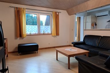 mit Terrasse mitten im Grünen - mit Terrasse mitten im Grünen .1