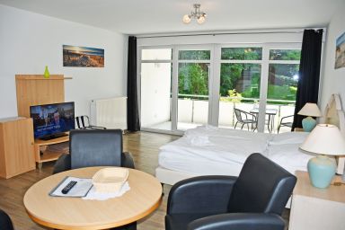 Appartementhaus am Strand m. Balkon Göhren (OR 10-18) - 13 schöne 1-Raum-Fewo, Strandlage mit Balkon