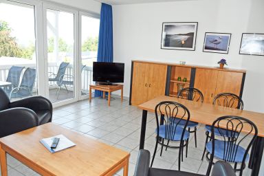 Appartementhaus mit Balkon im Ostseebad Göhren (HN) - 14 schöne 3-Raum-Ferienwohnung mit Seeblick u. Balkon