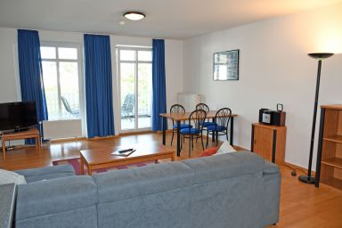 Appartementhaus mit Balkon 300 m bis zum Strand (HStr) - 09 schöne 2-Raum-Ferienwohnung mit Balkon