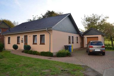 Kübo Randlage Schloß Hohen Niendorf/Ferienhaus Wittenbeck - 201 Ferienhaus