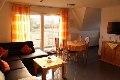 ADS-Fewo Zempin **12 Gehminuten bis zum Ostseestrand** - Wohnung 1.4 ist 60m² groß mit 2 Schlafzimmern