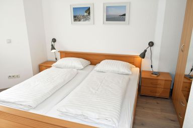 schöne Ferienwohnungen mit Terrasse im Zentrum von Rügen - 2-Raumferienwohnung m. Terrasse Zweierkoje