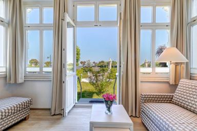 Villa Germania,1. Reihe, einige Whgn. SEEBLICK - Villa Germania EG 1, GARTEN