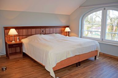 Gutshaus-Appartem. mit Kamin, Außenpool und tlw. Sauna***** - Ferienappartement Polarstern mit Kamin