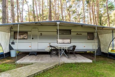 Urlaub im Wohnwagen - mitten im Wald - Wohnwagen 09
