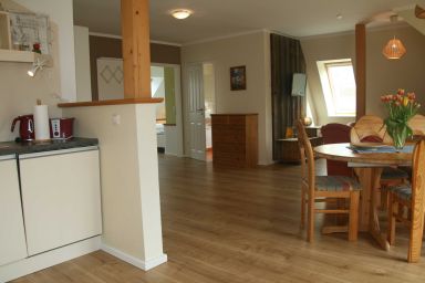 Landhaus Alte Schule nahe Ostseebad Rerik XL - 2) Ferienwohnung 3-Raum, Obergeschoss, 90m²