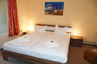 Selliner 2-Raum-Ferienwohnung mit Terrasse - 2-Raum-Ferienwohnung mit Terrasse