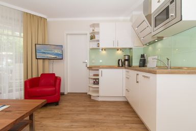 FeWo Am Strand / Strandvilla Belvedere (Ostseeallee) - FW 19, Ferienwohnungen am Strand - max. 4 Personen