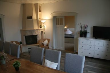 Ferienvilla XL Leuchtturmblick Bastorf nahe Kühlungsborn - EG 4-Raum-Ferienwohnung (86m², max 6 Personen)